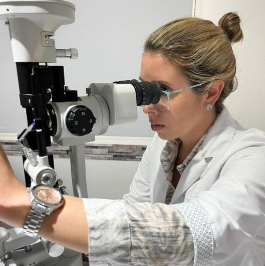 Dra. Sorba - Médica Oftalmóloga especialista en consultas oftalmológicas